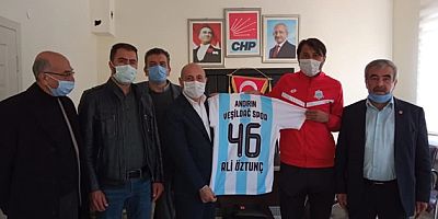 Ali Öztunç, Andırın Yeşildağspor'a destek olacaklarını  belirtti