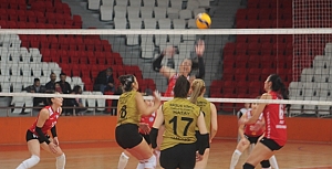 Kahramanmaraş Kadın Voleybol takımı, Rasus Kimya Hatay Voleybol maçından kareler