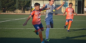 U11 Ligi Play-Off grubu Kahramanmaraş Gençlikspor - Uludazspor