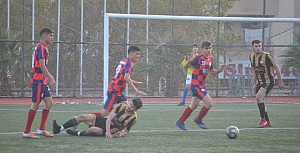 Uludazspor - Büyüksırspor maçından kareler