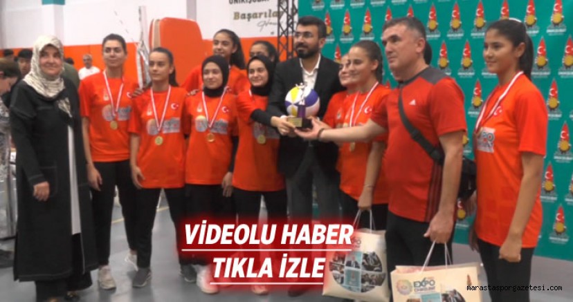 100. Yıl EXPO Voleybol Turnuvasında Şampiyon Mükrime Hatun Mesleki ve Teknik Anadolu Lisesi!