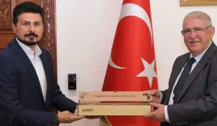 Başkan Hanefi Mahçicek, Öncüspor Kulübü'nü ağırladı