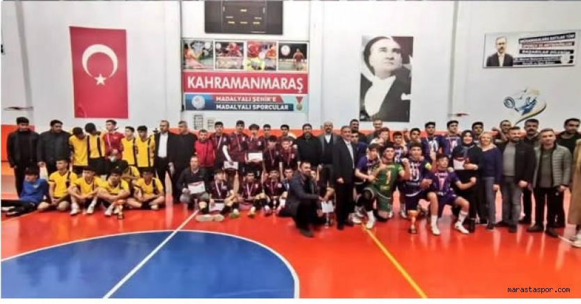 Futsal'da İl Birincisi TOKİ Duran Karabuğaş