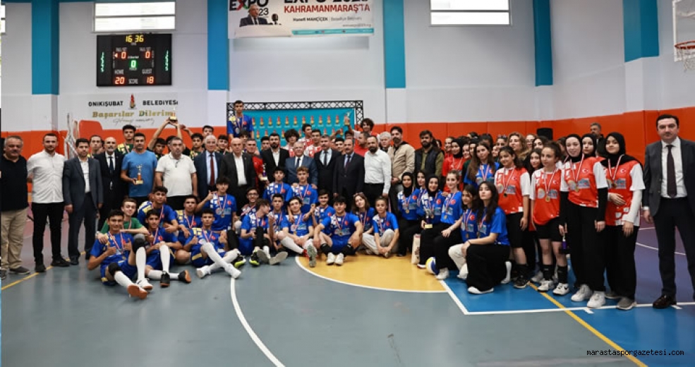 Onikişubat Belediyesi 100. Yıl EXPO 2023 Voleybol Turnuvası Muhteşem Finalle Tamamlandı!