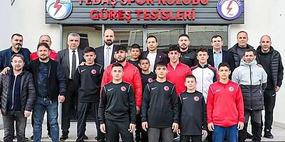Başkan Şeref Eroğlu'dan Kahramanmaraş'lı Depremzede Güreşçilerilere Ziyaret