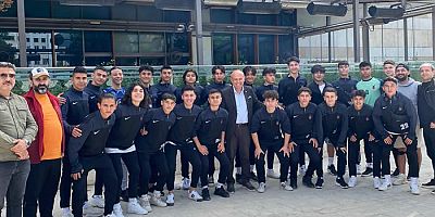 Büyükşehir'in ulaşım desteği ile Kurtuluş 1920 Spor U-16 Türkiye Şampiyonası için yola çıktı
