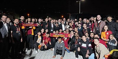 Galatasaray Başkanı Dursun Aydın Özbek, Kahramanmaraş'taki Depremzedelere her türlü desteği vermeye devam edeceklerini vurguladı 
