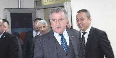 Gençlik ve Spor Bakanı Osman Aşkın Bak, Kahramanmaraş'a yeni bir stadyum müjdesi verdi. Kapasitesini de açıkladı