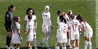 Kadınlar Dünya Kupası tarihinde başörtüsüyle maça çıkan ilk futbolcu
