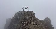 Kahramanmaraş Dağcıları 3917 rakımlı Erciyes Dağı zirvesine tırmandı