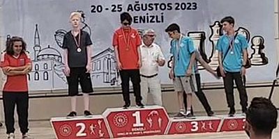 Kahramanmaraş'lı Abdullah Furkan Gül, Gümüş madalya kazanarak Türkiye ikincisi oldu