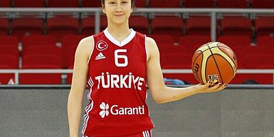 Kahramanmaraş'lı  bayan basketbolcu A Milli Formayı terletecek