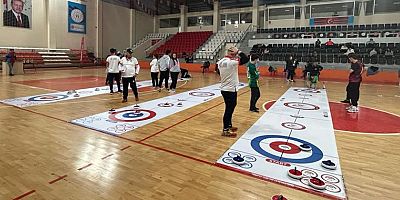 Kahramanmaraş'ta İlk Kez Floor Curling Heyecanı! İşte Dereceye Giren Okullar