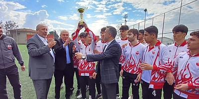 Kahramanmaraşspor, Selim Çetinkaya U18 Ligi Kupasına Kavuştu