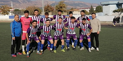Karaziyaretspor, 10 kişi oynadığı maçta ligdeki 3.galibiyetini aldı