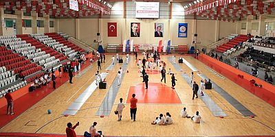 Okul Sporları Eskrim Türkiye Birinciliği Müsabakaları Tamamlandı