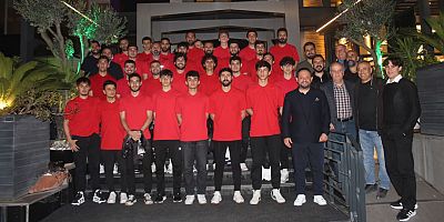 Onikişubatspor Yönetimi, Teknik Kadro, Oyuncular ve Mesut Çanak İftar Yemeği Etkinliğinde Buluştu