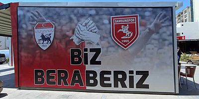 Samsun'lular tarafından Kahramanmaraşspor ile Samsunspor'un logolarının olduğu bir duvar yapıdı