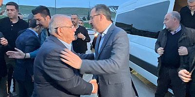 Spor Bakanı Kasapoğlu, EXPO 2023 alanındaki depremzedelerle bir araya geldi