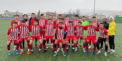 Türkoğlu Gençlerbirliğispor, Kurtuluş Futbolspor'u 5 golle geçti