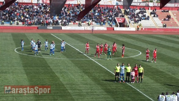 Ede Dadaş El Ele Birlikte Tribüne