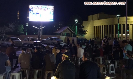 Büyükşehir Dev Maçı Dev Ekranda Verdi