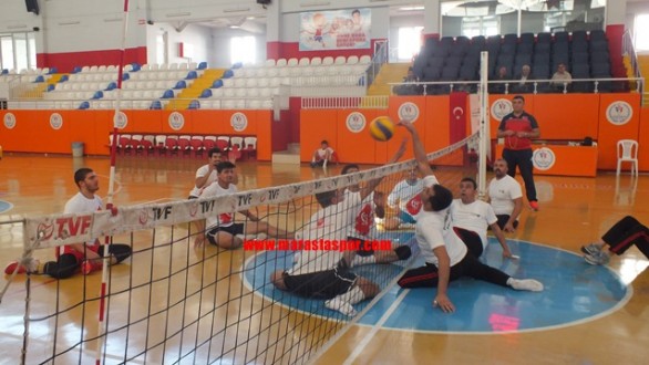 Büyükşehir Belediyesi Paravolley takımı kurdu.