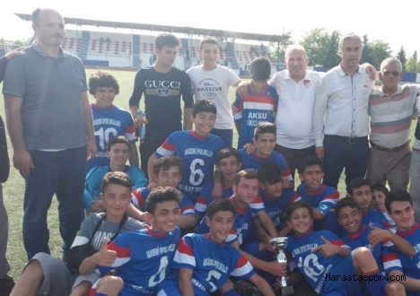 U-15 ligi şampiyonu Akademi Maraşspor
