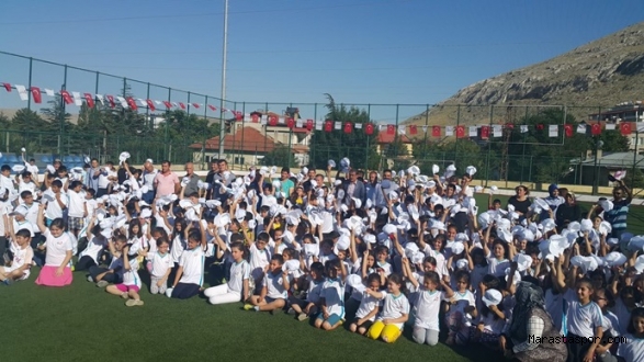 YAZ SPOR OKULLARI İLÇELERDE DE BAŞLADI
