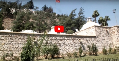 Kahramanmaraş’ta yaz günü esen sert rüzgar