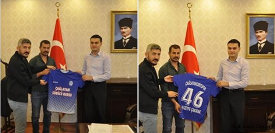Çağlayanceritspor’un formasını kaymakama takdim ettiler