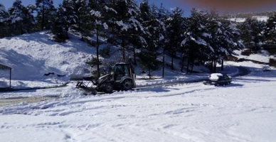 ONİKİŞUBAT’IN KAR MESAİSİ VATANDAŞI RAHATLATTI