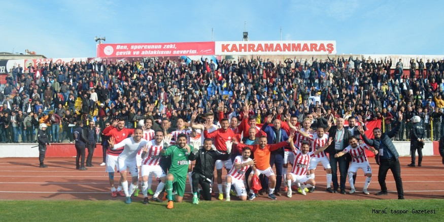 Kahramanmaraşspor Menemen maçı sonrası kutlama