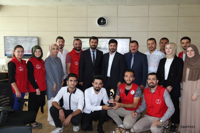 MAVİ KAPAK PROJESİ AYIN GÖNÜLLÜLÜK HAREKETİ SEÇİLDİ