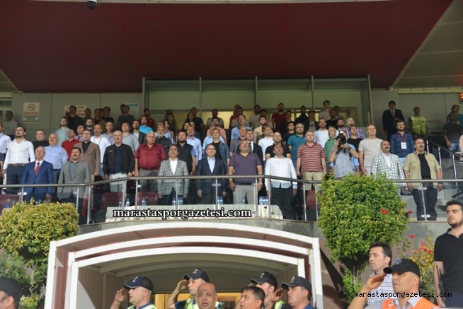Kahramanmaraşspor’u Protokol Tribünde takımı yalnız bırakmadılar