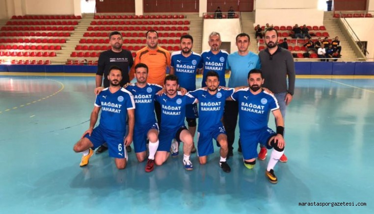 Öğretmenler kupası başladı, Kahramanmaraş’ı Türkoğlu temsil ediyor