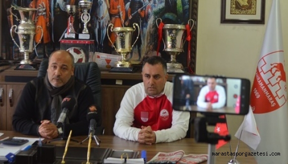 Bülent Akan resmi imzaya attı