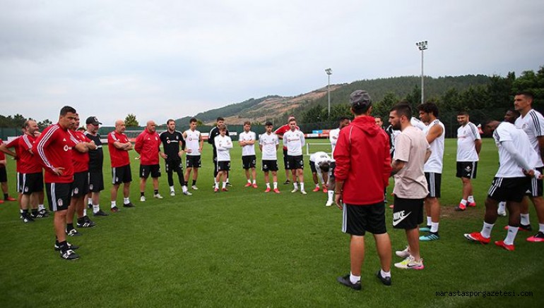 Beşiktaş’ta bir oyuncu ile yollar ayrıldı