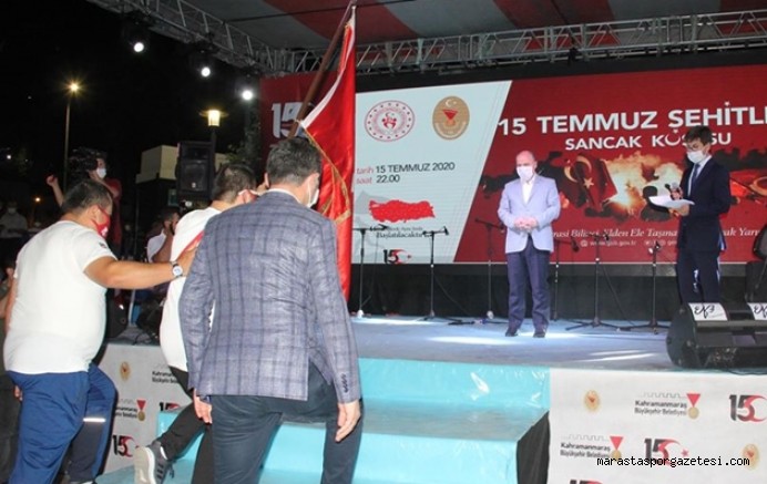 Koşu Sonunda Vali Ömer Faruk Coşkun’a Takdim Ettiler
