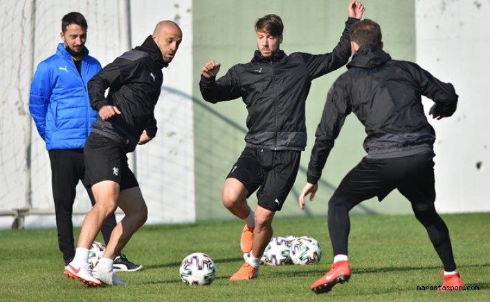 Manisa FK’da Erzincanspor maçının hazırlıkları sürüyor