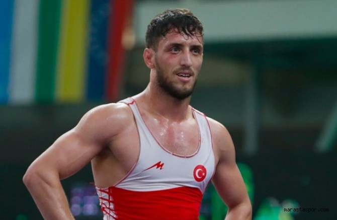 Kahramanmaraş’lı milli güreşçi gümüş madalya kazandı