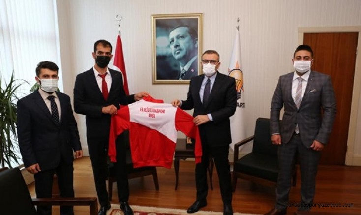Mahir Ünal zor günler geçiren Elbistanspor’a sahip çıktı
