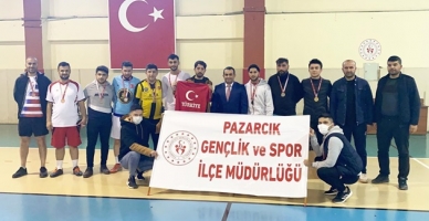 Pazarcık’ta   Ayak Tenisi Turnuvası Yapıldı