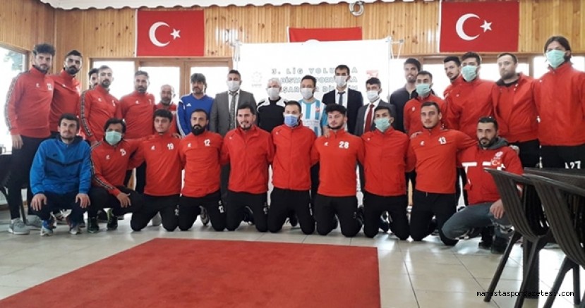 Elbistanspor’da yeni trasferler Mehmet Gürbüz’ün katıldığı toplantıda açıklandı
