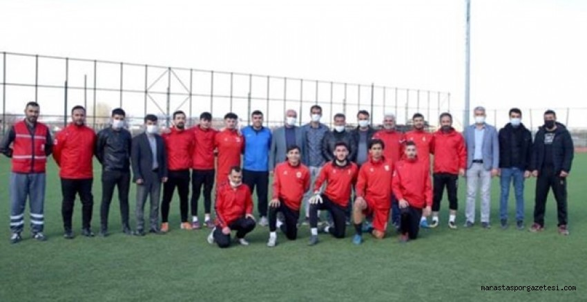 Elbistanspor’un, kamp masraflarını karşılayarak jest yaptılar