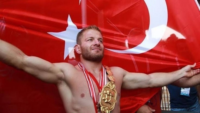 Güreş Federasyonu İsmail Balaban’a yapılan çirkin ifadeler Kınadı