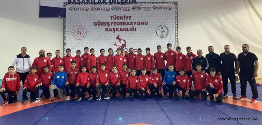 U15 güreş takımı Türkiye Şampiyonu oldu