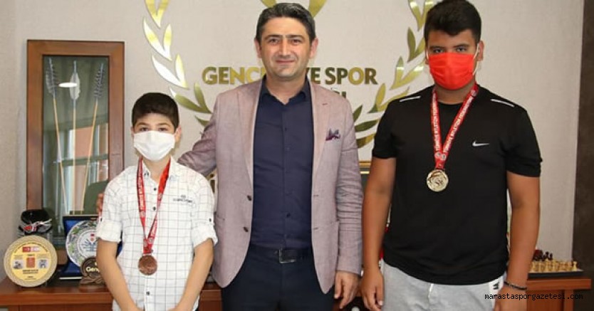 Kahramanmaraş’lı atletlerden iki madalya