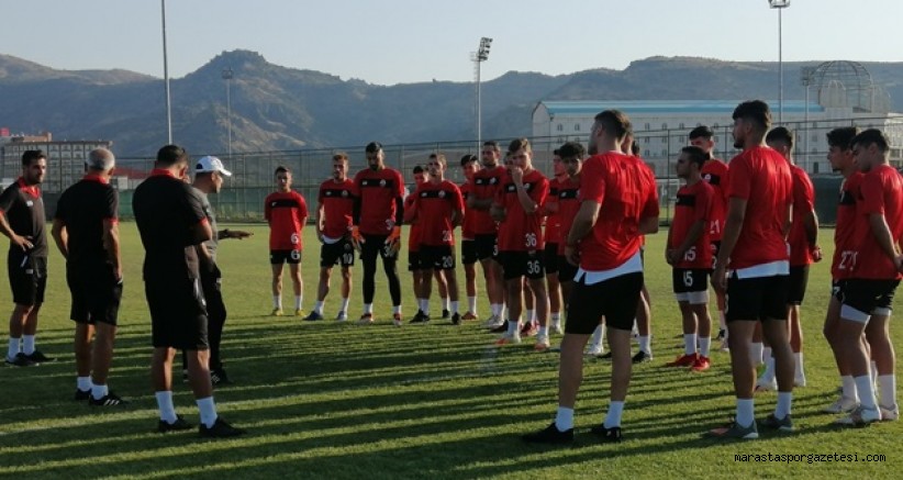 Kahramanmaraşspor’un Afyon Kampı başladı.