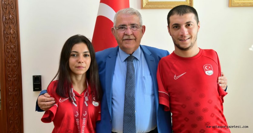 Başkan Hanefi Mahçicek, Paralimpik oyunlarında başarı elde eden özel sporcuları ağırladı